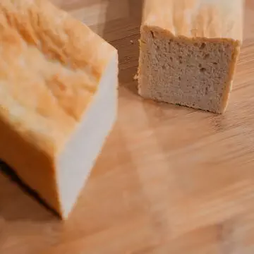 Glorified sandwich bread